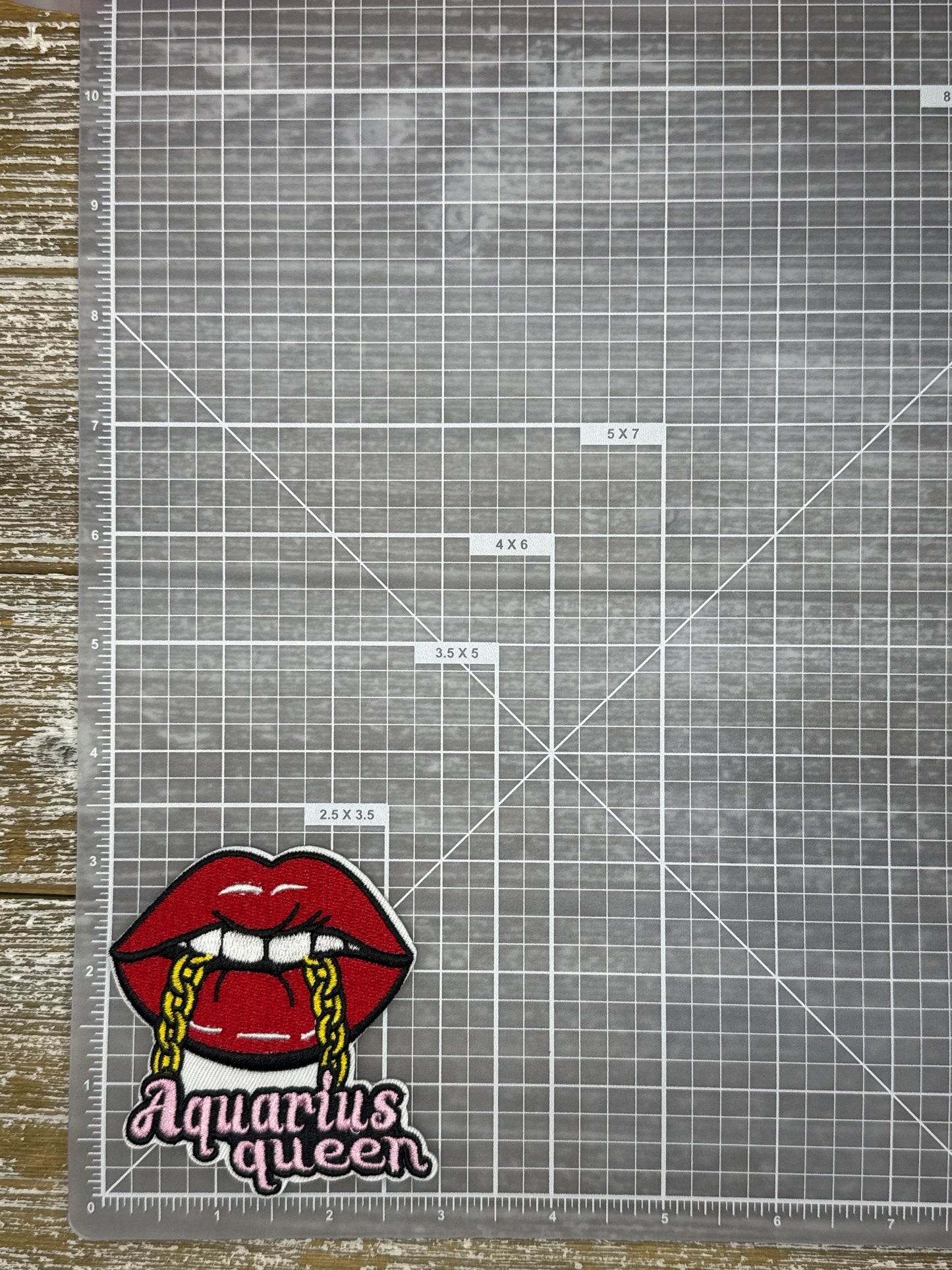 Zodiac Mouth/Lips Necklace Pink