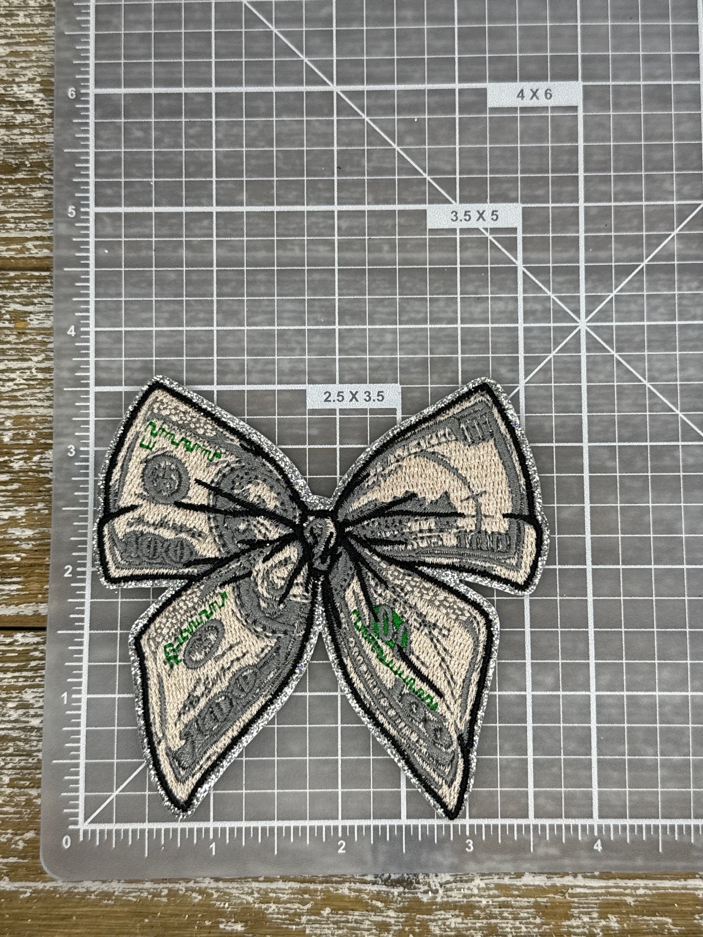 100 Dollar Bow