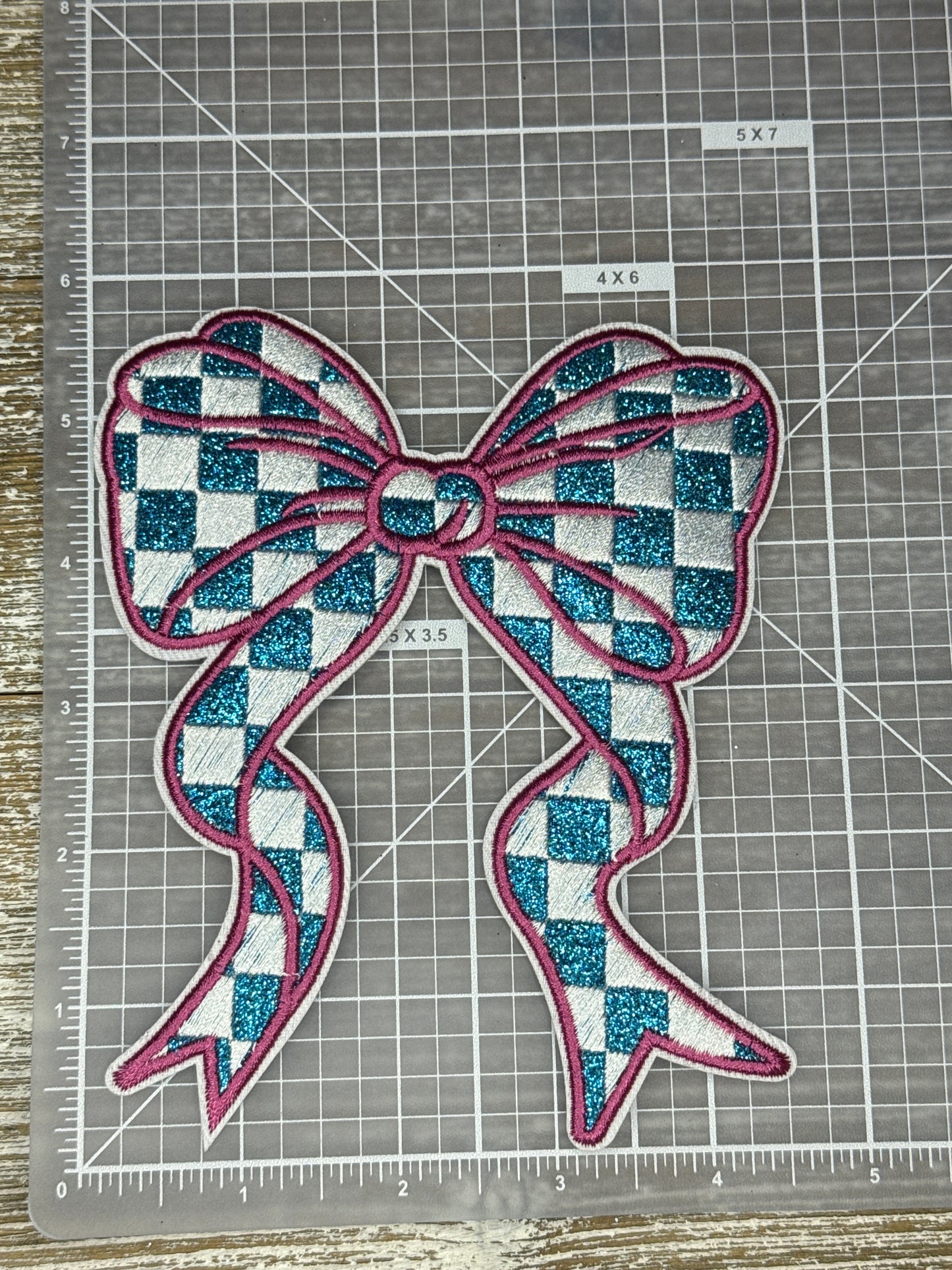 Large Glitter Checkered Pink/Blue Bow