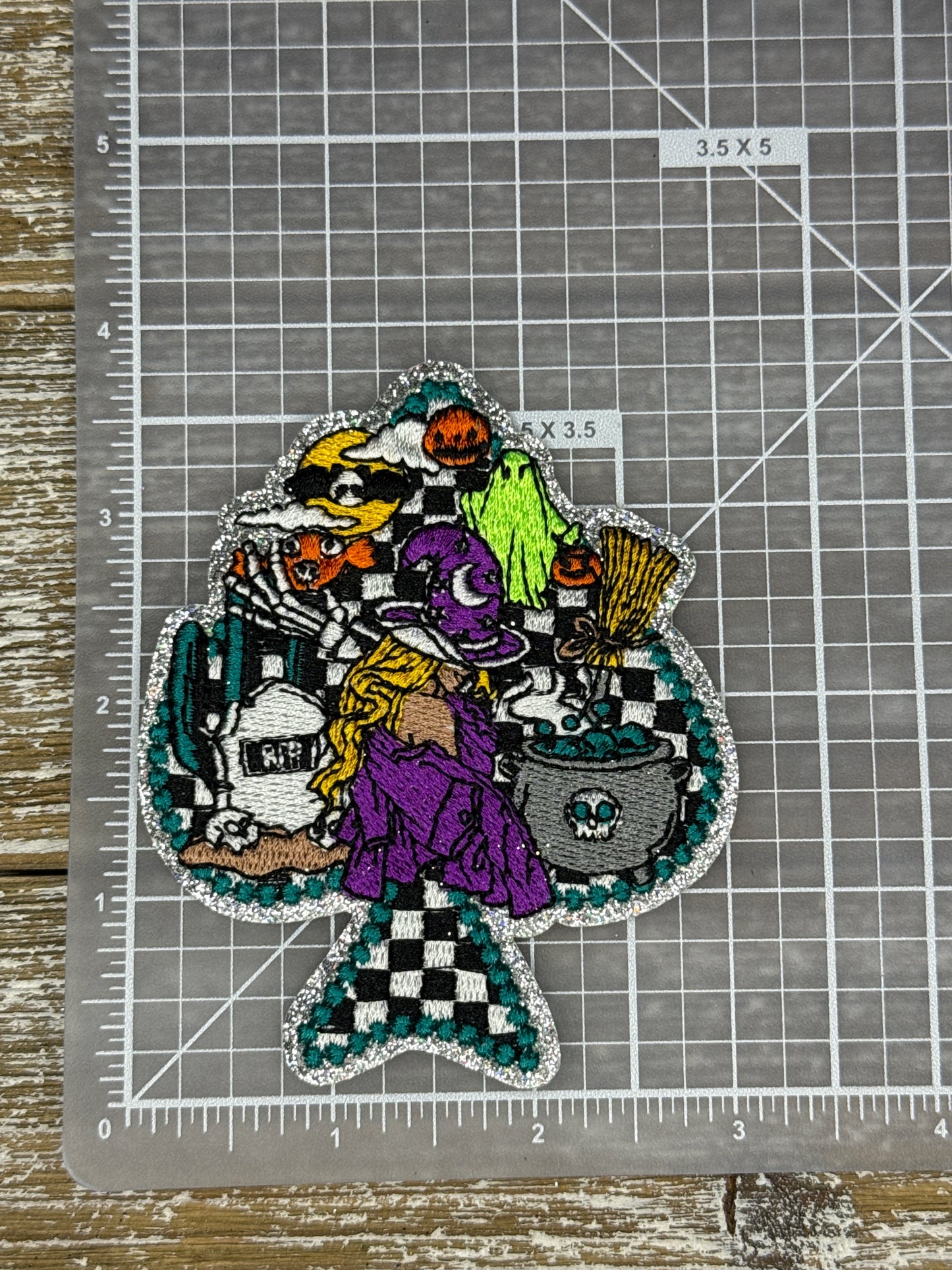 Silver Glitter Spade Spooky Girl