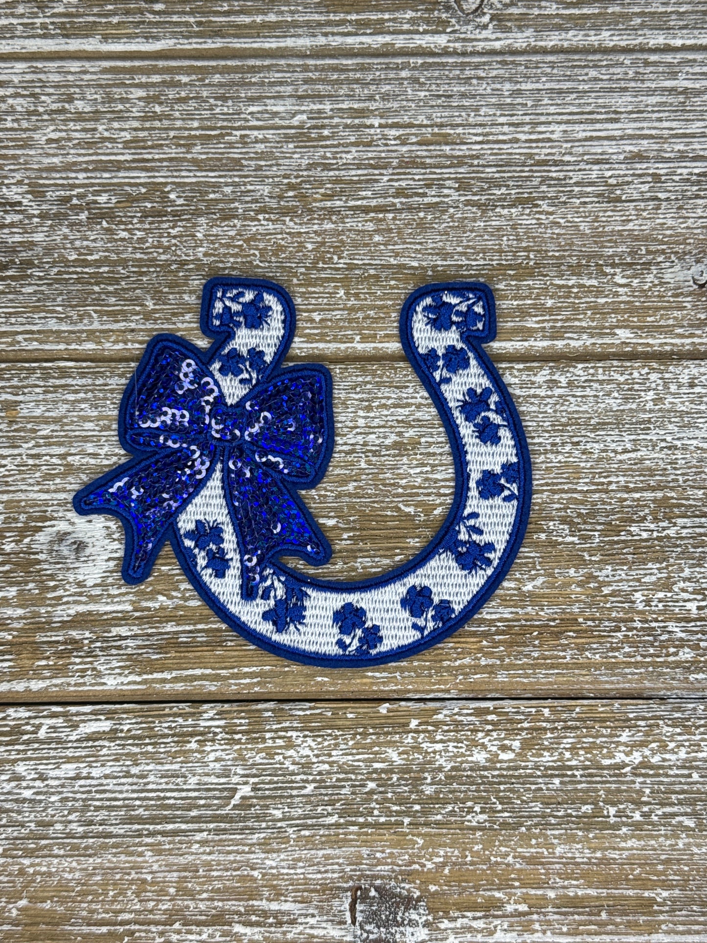 Sequin Bow Horseshoe
