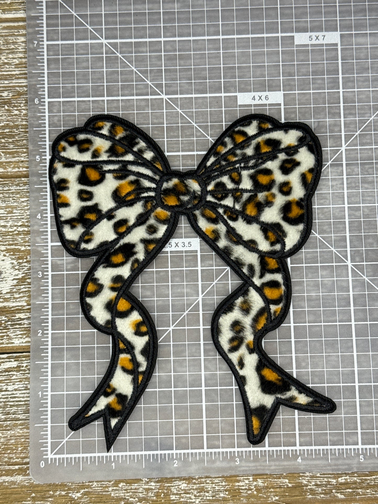 Large Fuzzy Leopard Bow